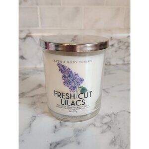 Bath & Body Works Fresh Cut Lilacs Single Wick Candle 8 Oz